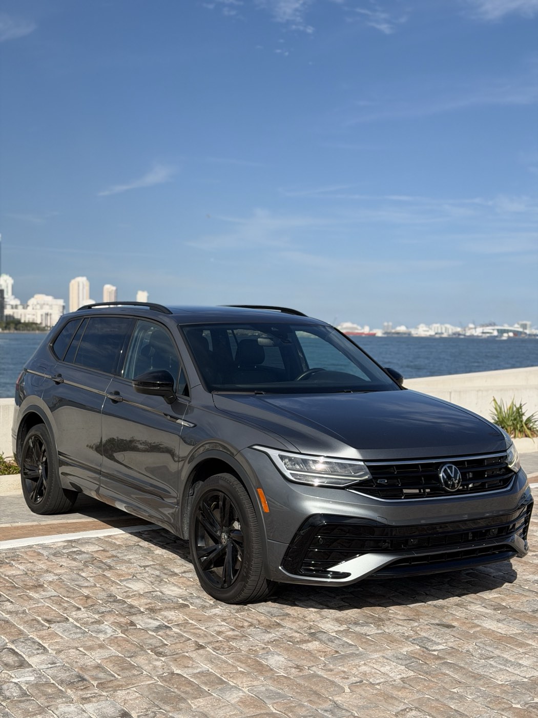 SUV
